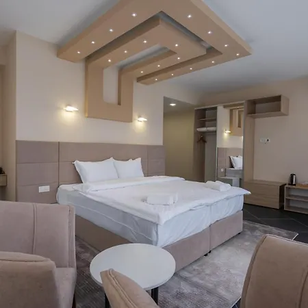 Hotel & Bon Bon 4*